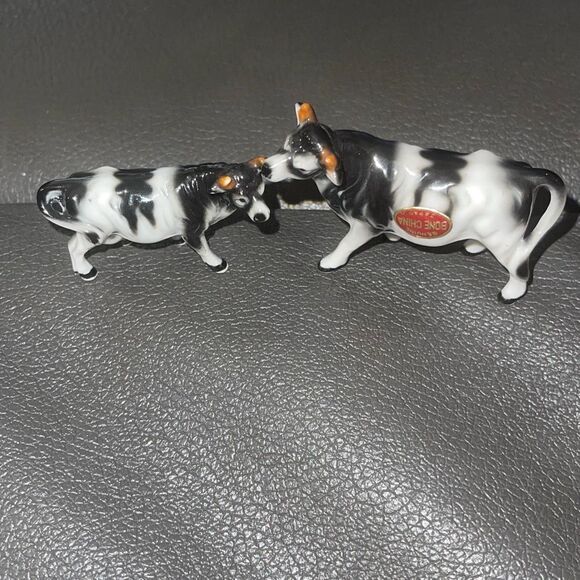 Vintage Bone China 2 Black and White cows - Picture 1 of 5